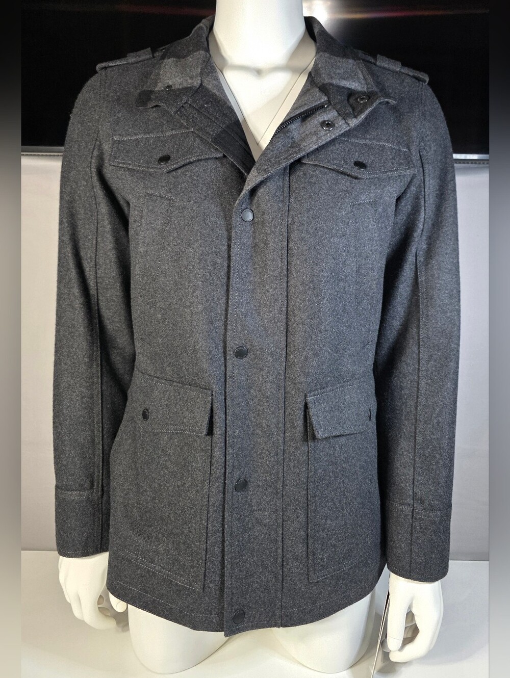 Guess Men’s Wool-Blend Insulated Military Quilted Coat Size Large NWT